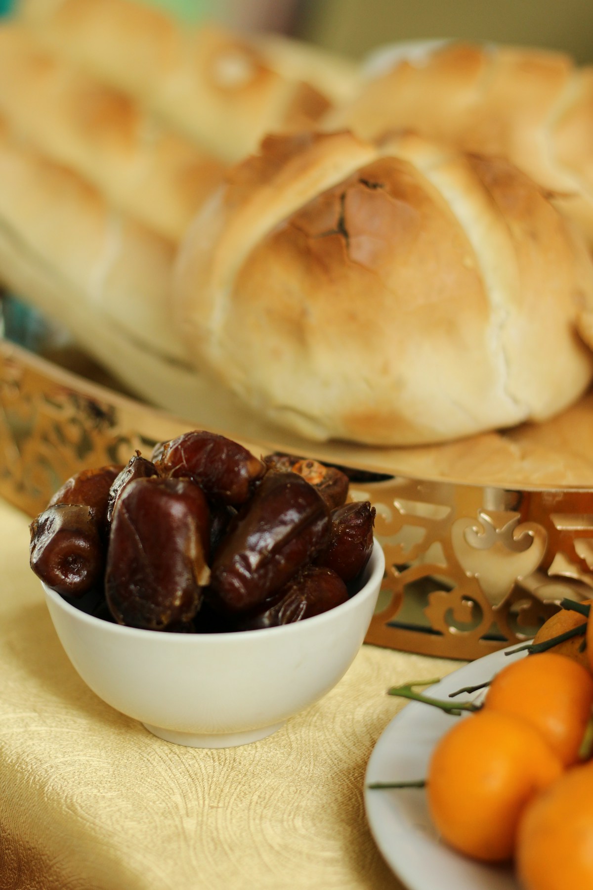 Dates and bread for iftar — travelling in Tunisia during Ramadan