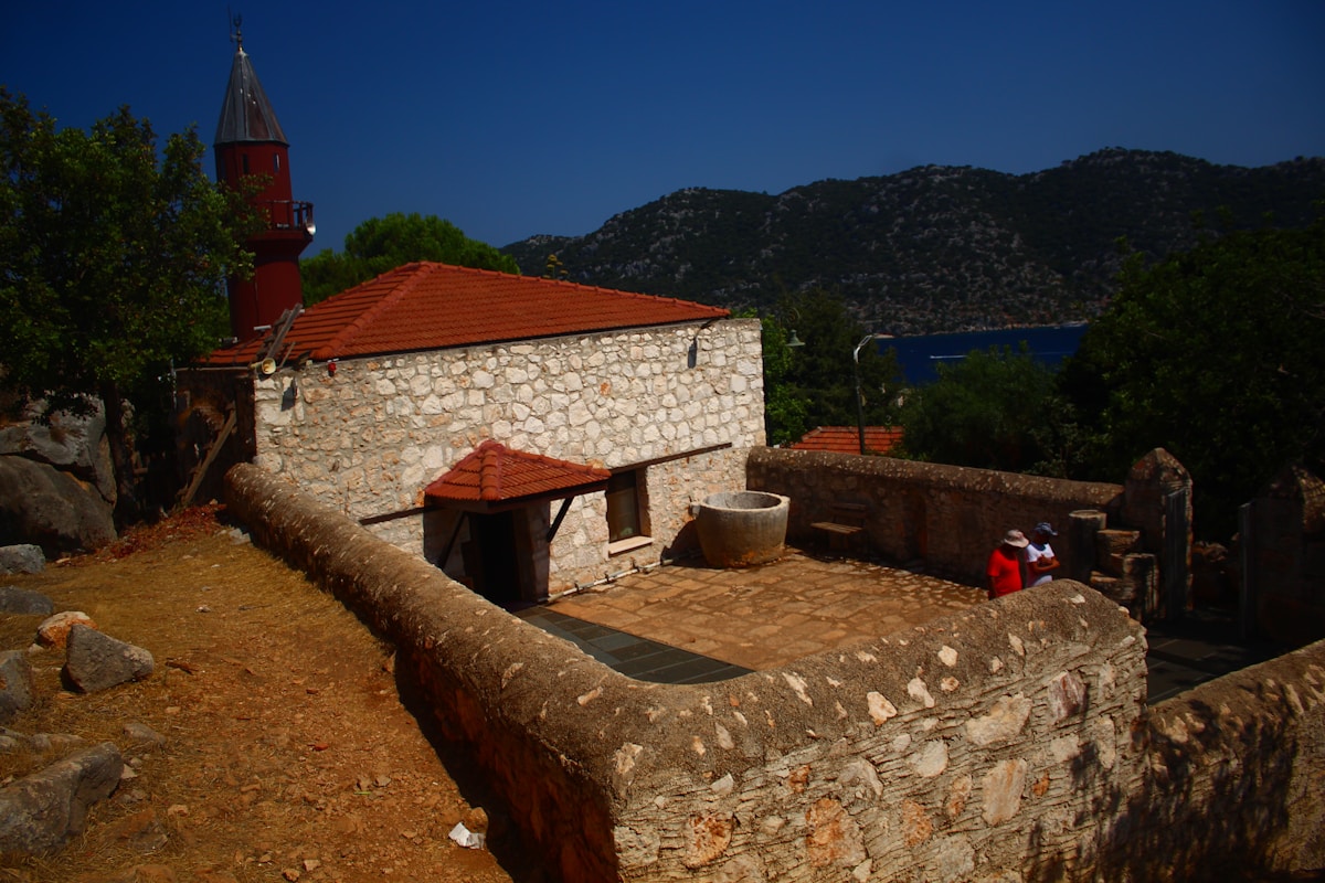 The classic Tunis, Carthage and Sidi Bou Said tour route